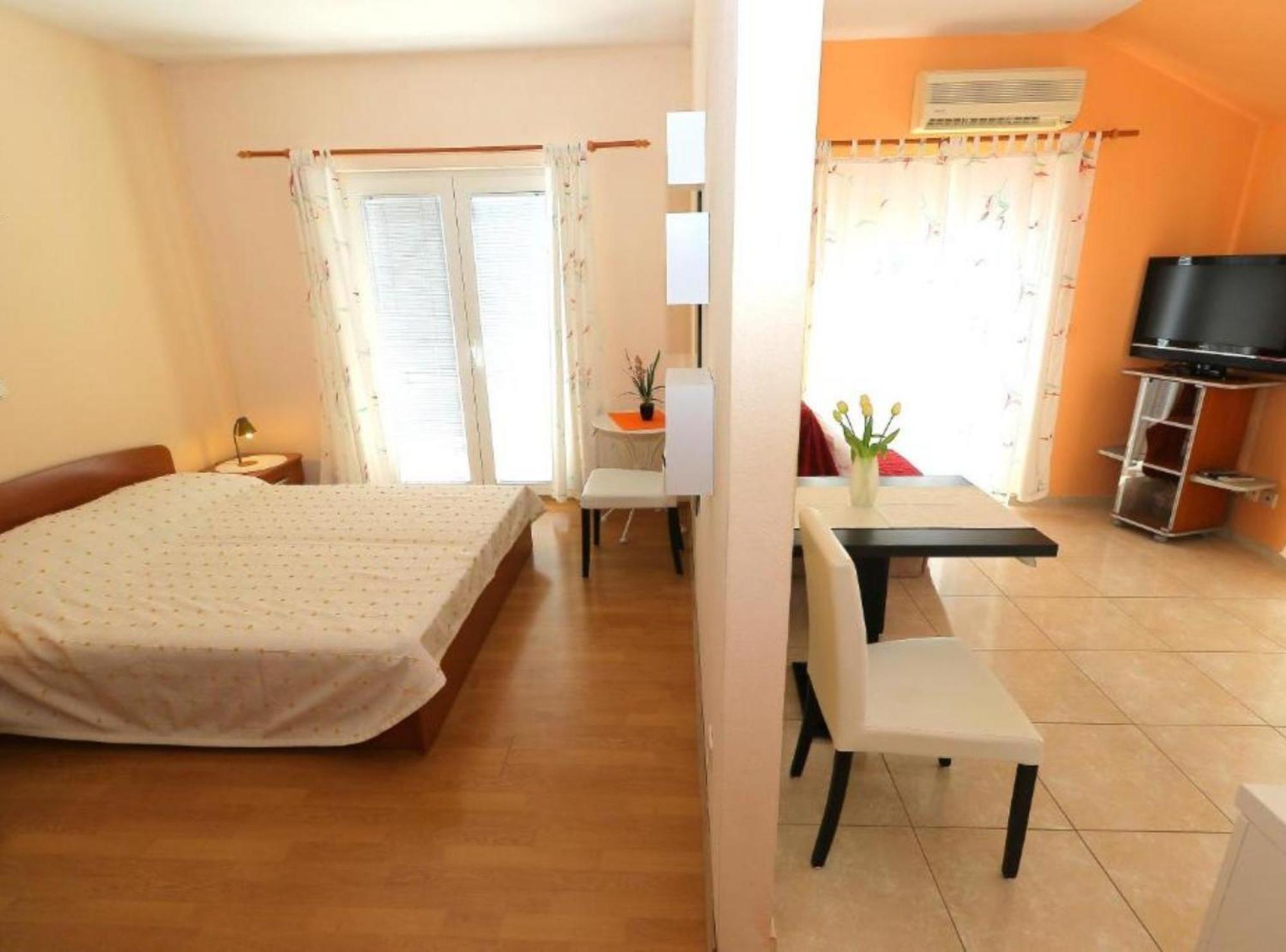 Apartments Trogrlic Hvar Town Exterior photo